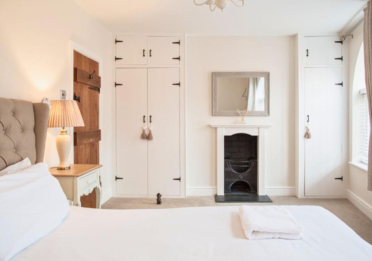 הוילה Charming 2 Bed House In Tewkesbury Centre מראה חיצוני תמונה