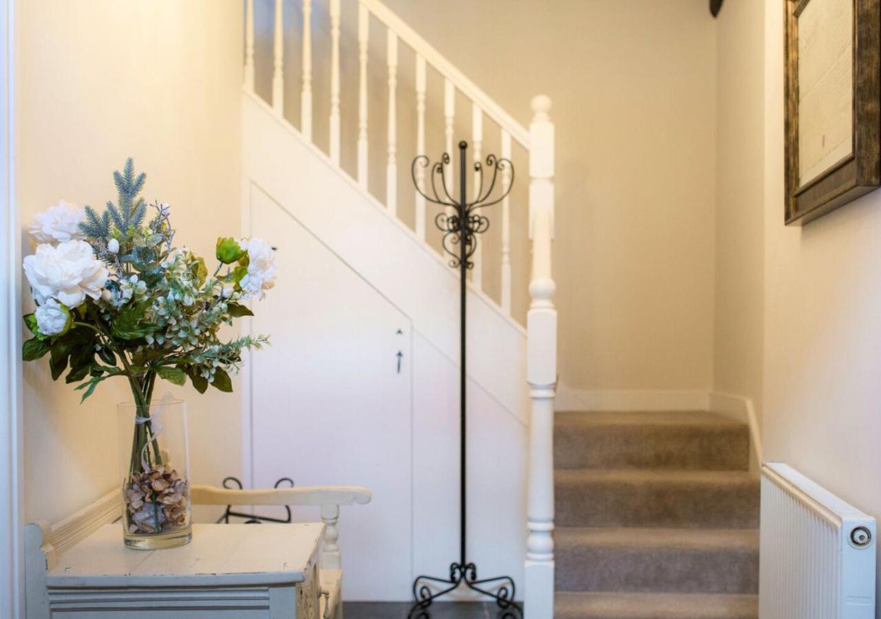 הוילה Charming 2 Bed House In Tewkesbury Centre מראה חיצוני תמונה