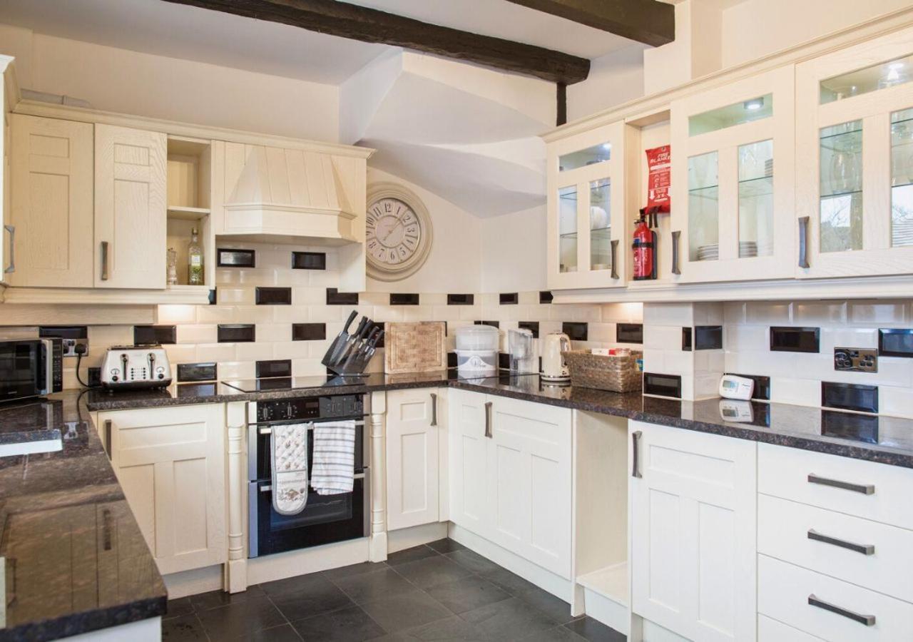 הוילה Charming 2 Bed House In Tewkesbury Centre מראה חיצוני תמונה