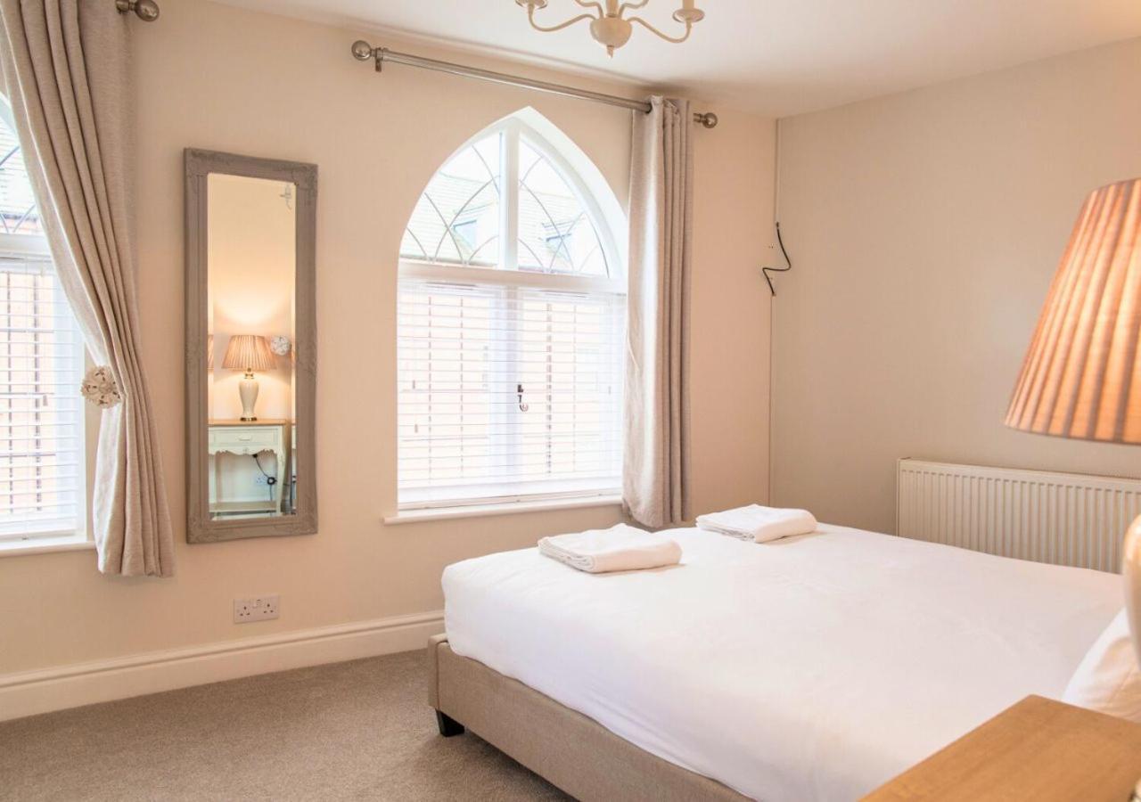 הוילה Charming 2 Bed House In Tewkesbury Centre מראה חיצוני תמונה