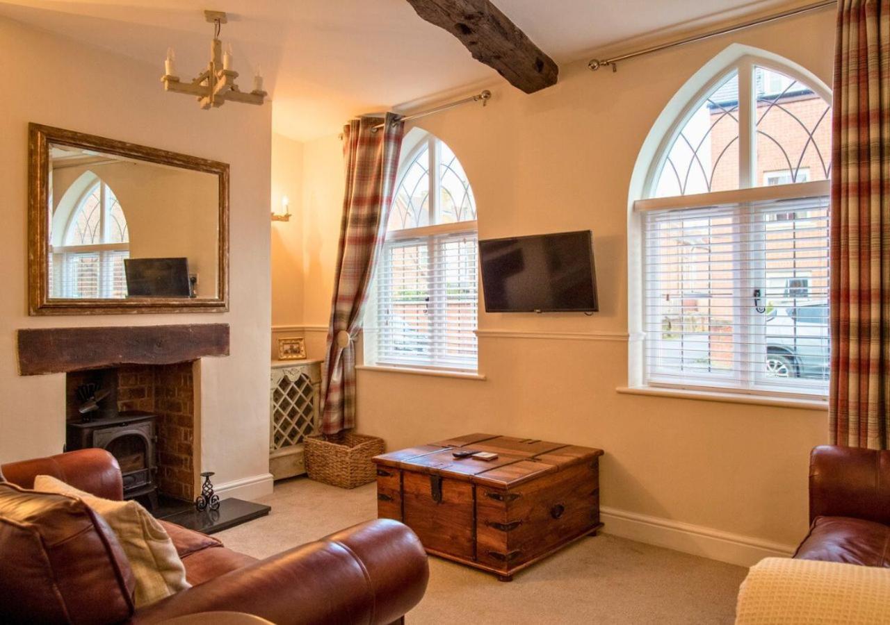 הוילה Charming 2 Bed House In Tewkesbury Centre מראה חיצוני תמונה