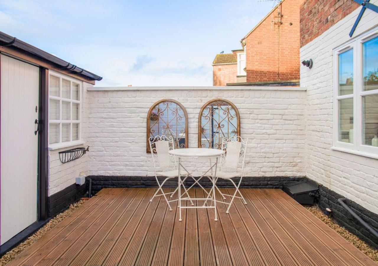הוילה Charming 2 Bed House In Tewkesbury Centre מראה חיצוני תמונה